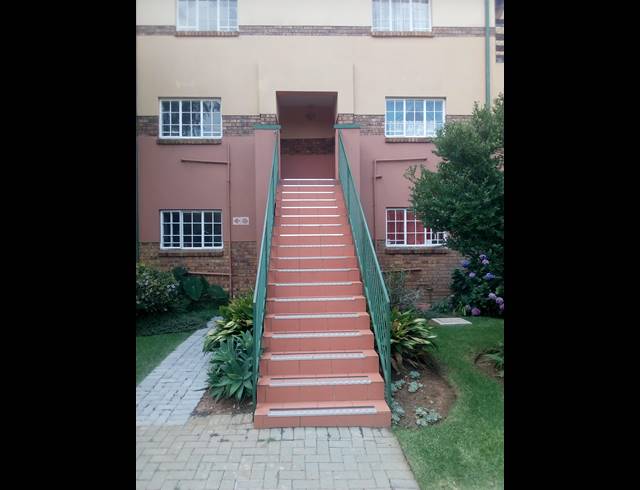 3 BEDROOM SECTIONAL TITLE TO LET IN ELARDUSPARK
